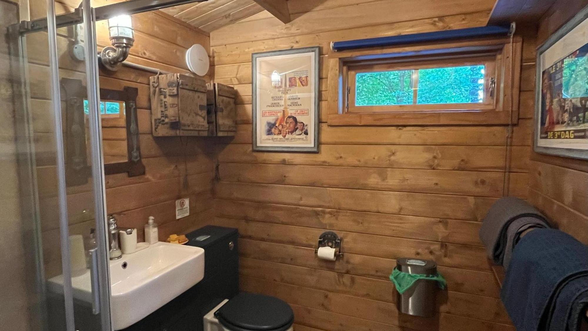 Retro Private Lodge With Hot Tub Nr Dartmoor 뉴턴애벗 외부 사진